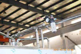 Pipe connections above cooking oil filling equipment