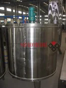 Stainless steel sugar heating tank with a top mounted agitator