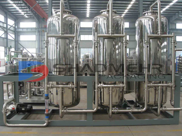 Stainless steel water treatment filter vessels